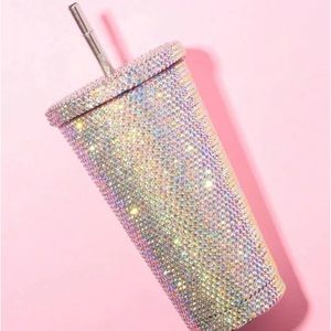 $5 Multi Diamond Silver Cup With Straw 💎🩷🩶💎